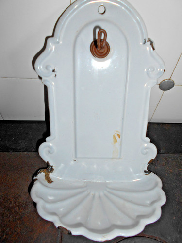 Uralte weiße emaille - uralte,